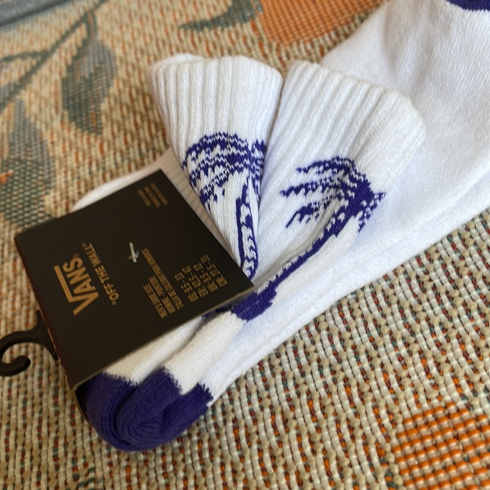 VANS “Off The Wall” Men’s socks 
NWT - Picture 5 of 16